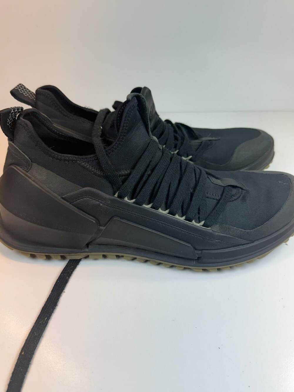 Ecco Biom 2.0 Low Textile Size 9-9.5 Black Sneakers